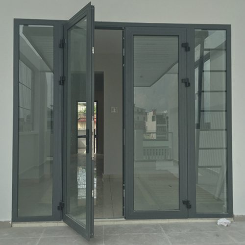 Mẫu cửa nhôm kính - M006